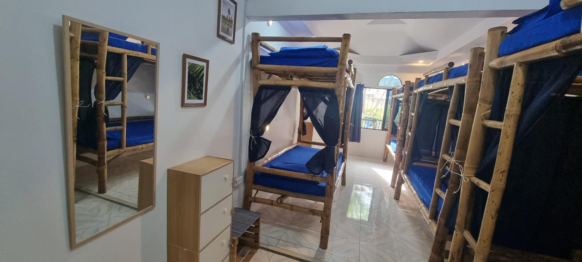 Хостел Blue House Backpackers Siquijor Сан-Хуан Экстерьер фото