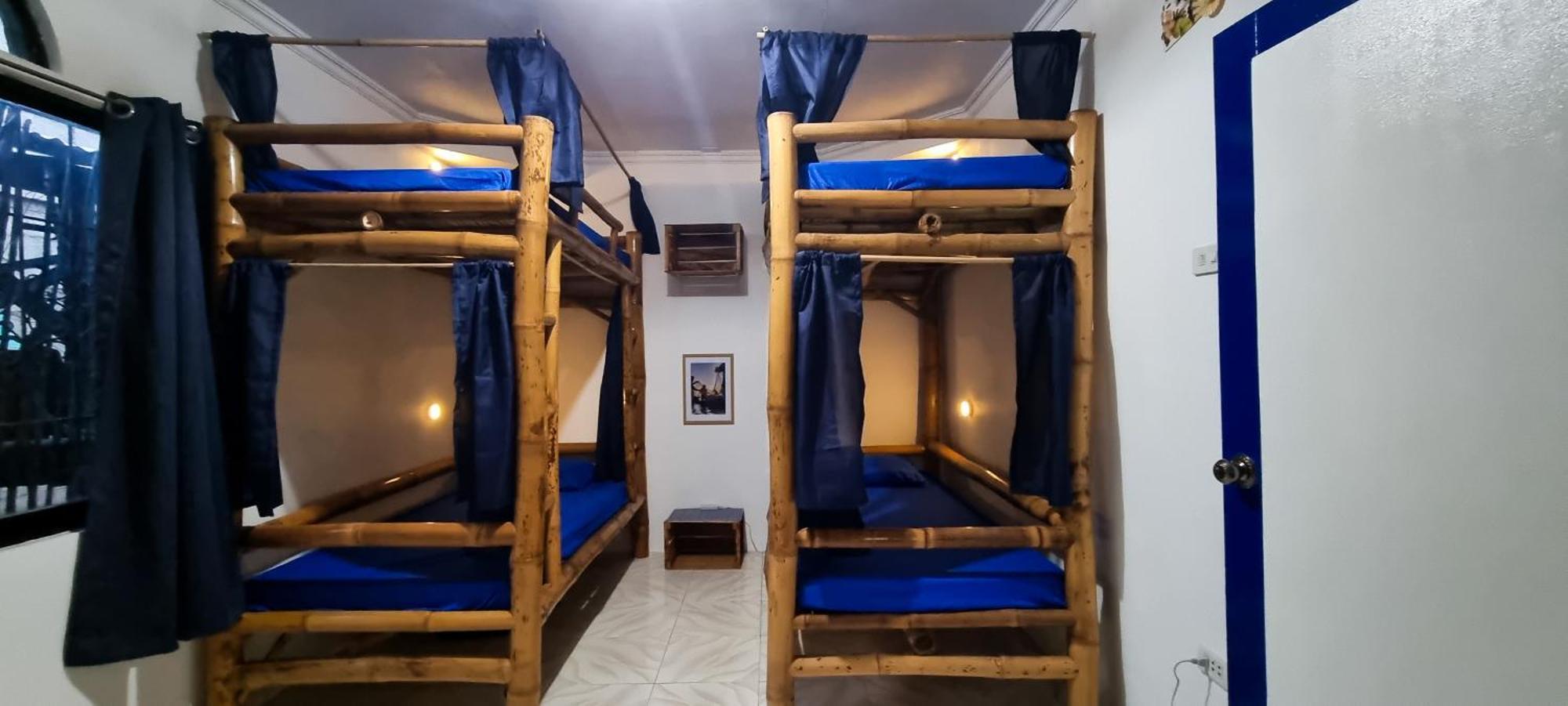 Хостел Blue House Backpackers Siquijor Сан-Хуан Экстерьер фото